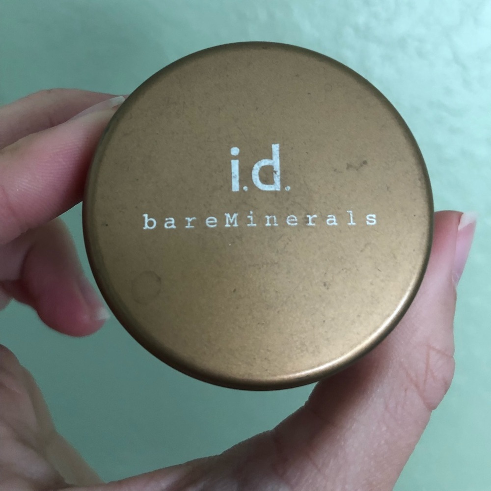 Bare Minerals ID